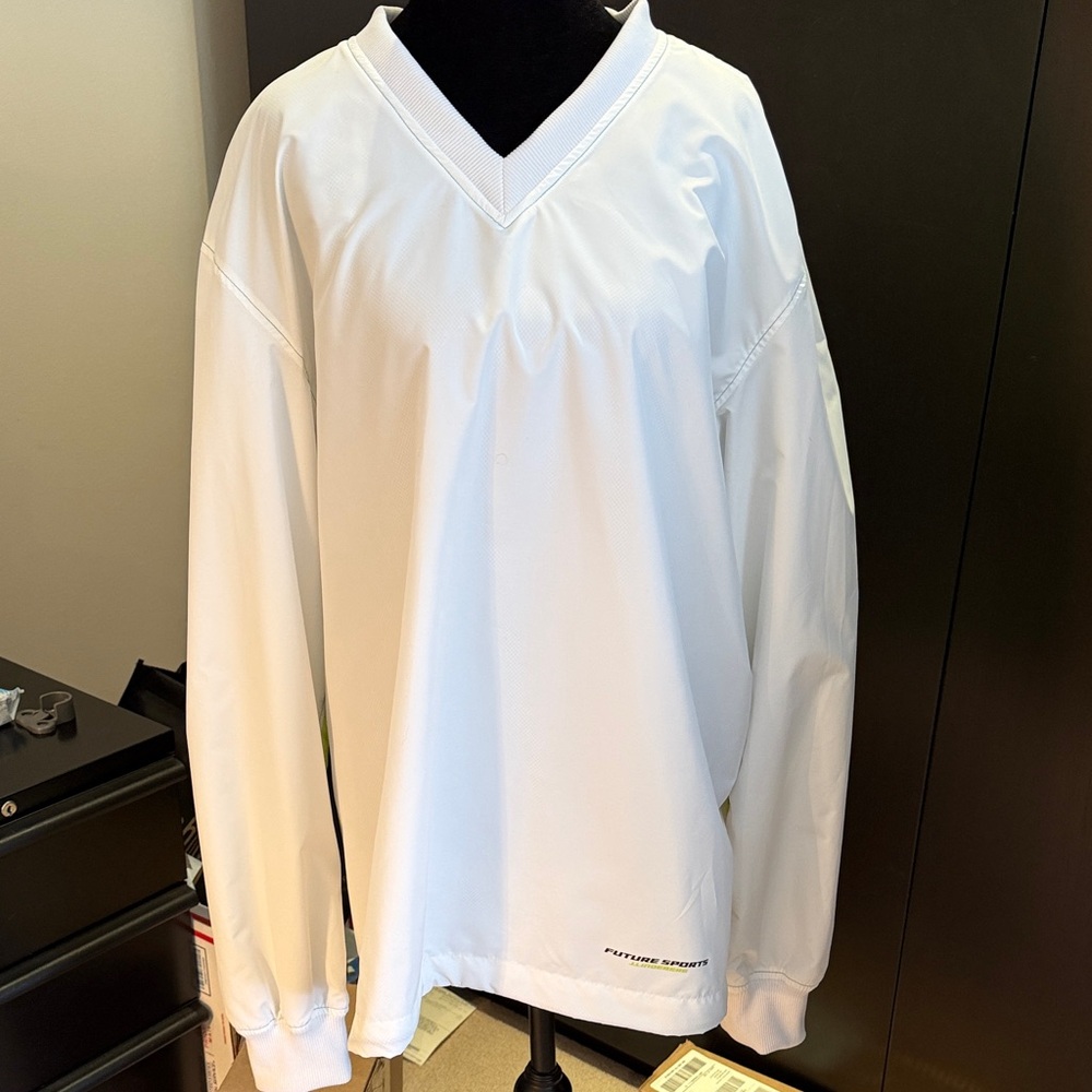 J. Lindeberg White/Green V Neck Windbreaker Size XL